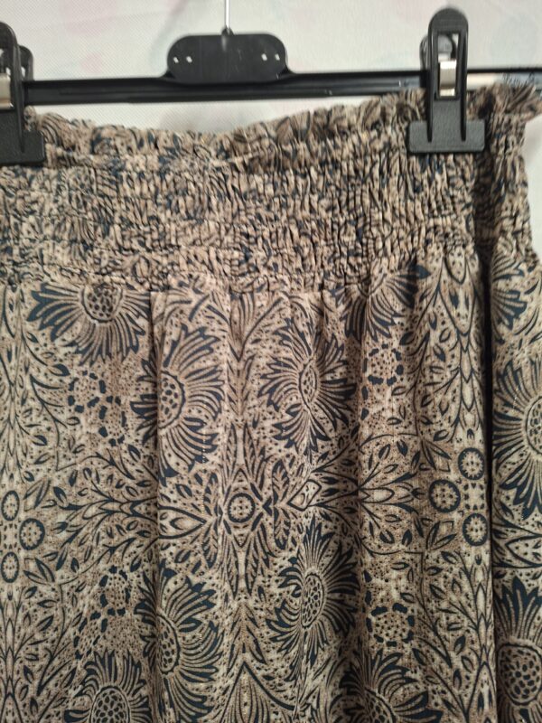 Ydence Boho Set Top + Rok Taupe/Blauw Paisley Print