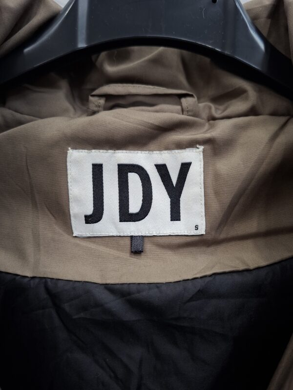 20260319_084934 JDY Skylar Gewatteerde Parka Taupe S