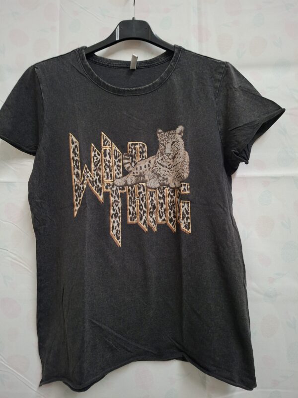 Only Life T-shirt "Wild Thing" Zwart Stonewash