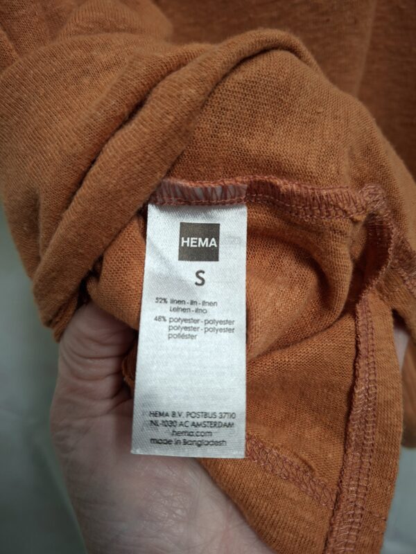 HEMA T-shirt V-hals Roestoranje S — 52% Linnen