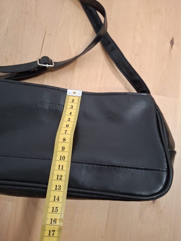 20260319_123043 Bibiche schoudertas - Zwart nepleer - 27×15 cm