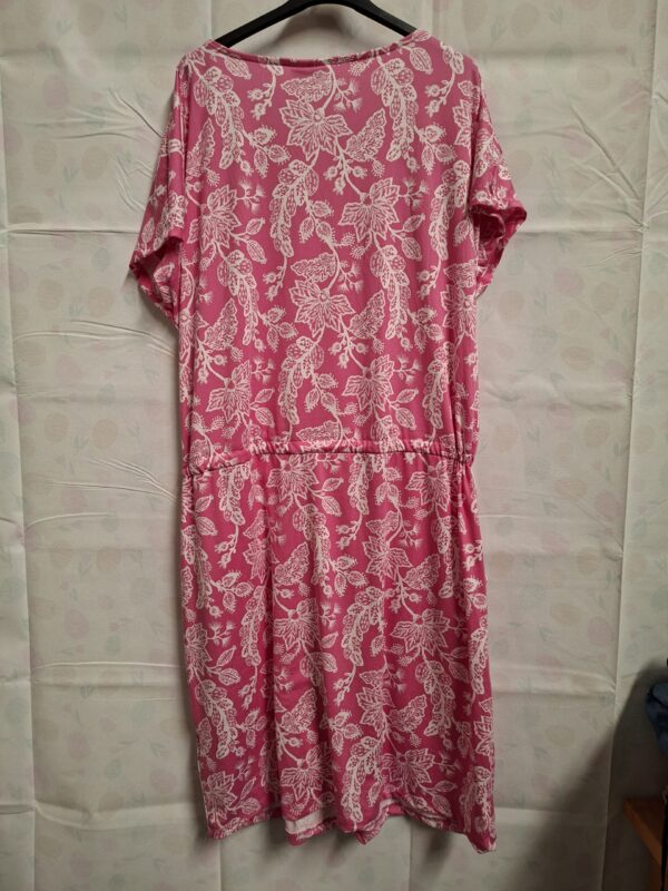 Janina zomerjurk bloemenprint roze maat XL