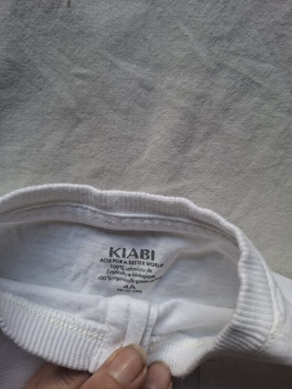 Kiabi longsleeve Henley shirt wit maat 104