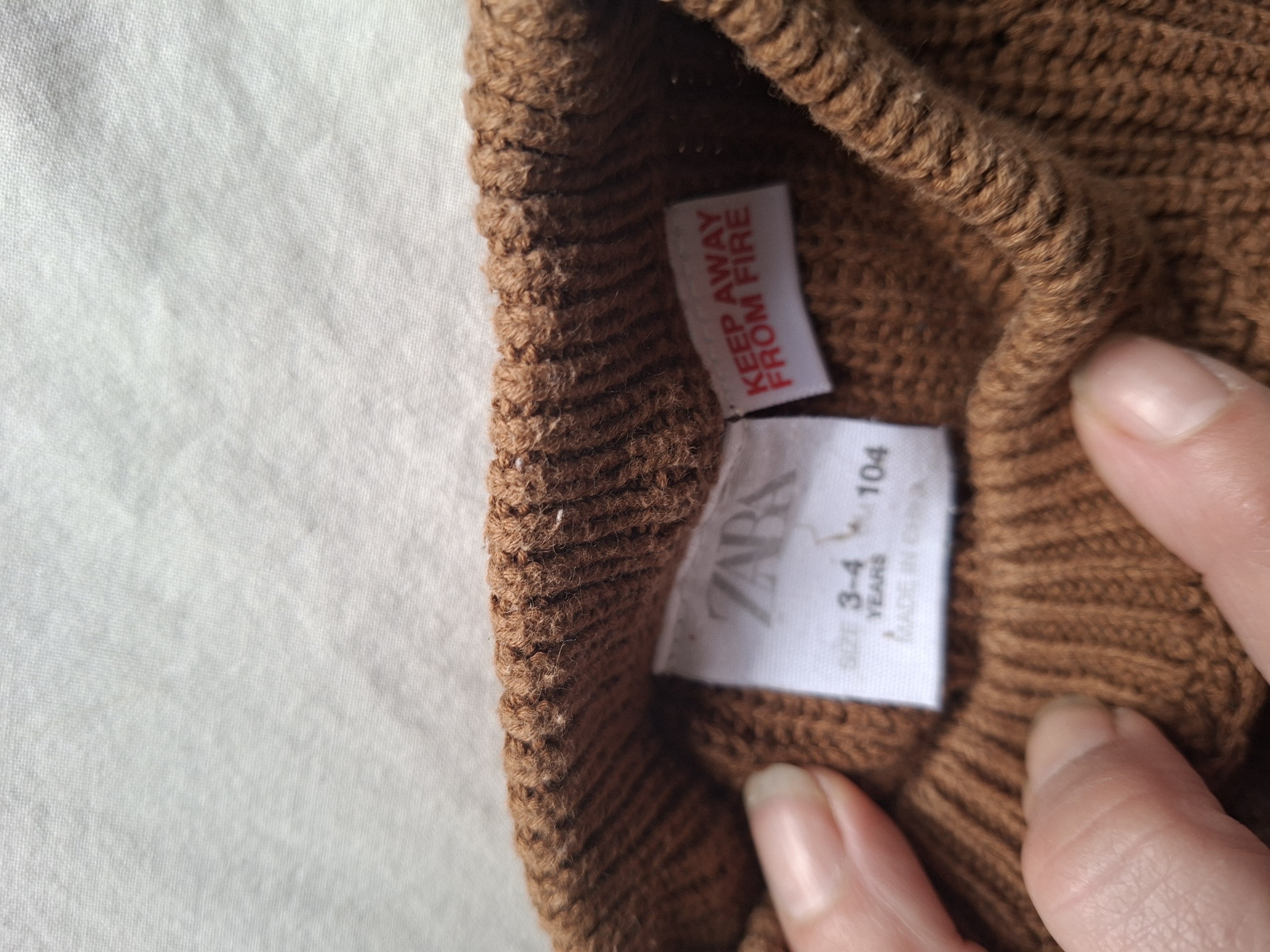 Zara gebreide trui met chevronpatroon bruin maat 104