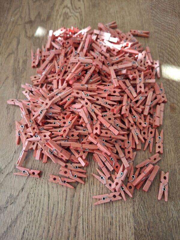 325 mini wasknijpers hout rood 2,5 cm