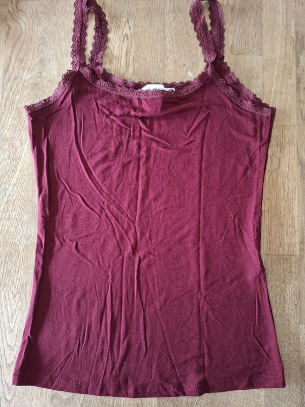 Forever 21 hemdje bordeaux kant maat S
