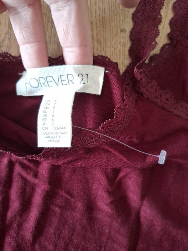 Forever 21 hemdje bordeaux kant maat S