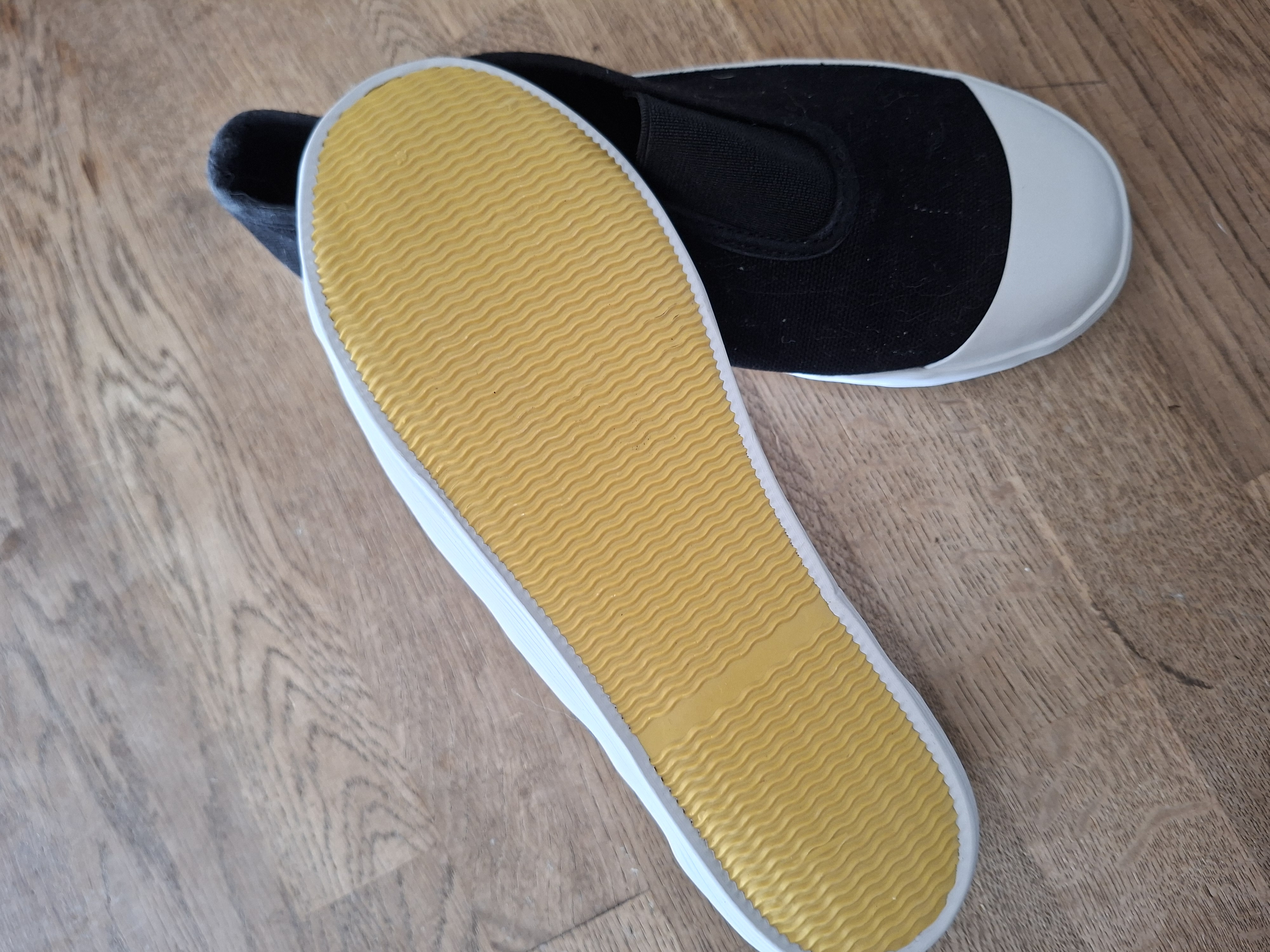 Panther slip-on sneakers zwart canvas maat 34