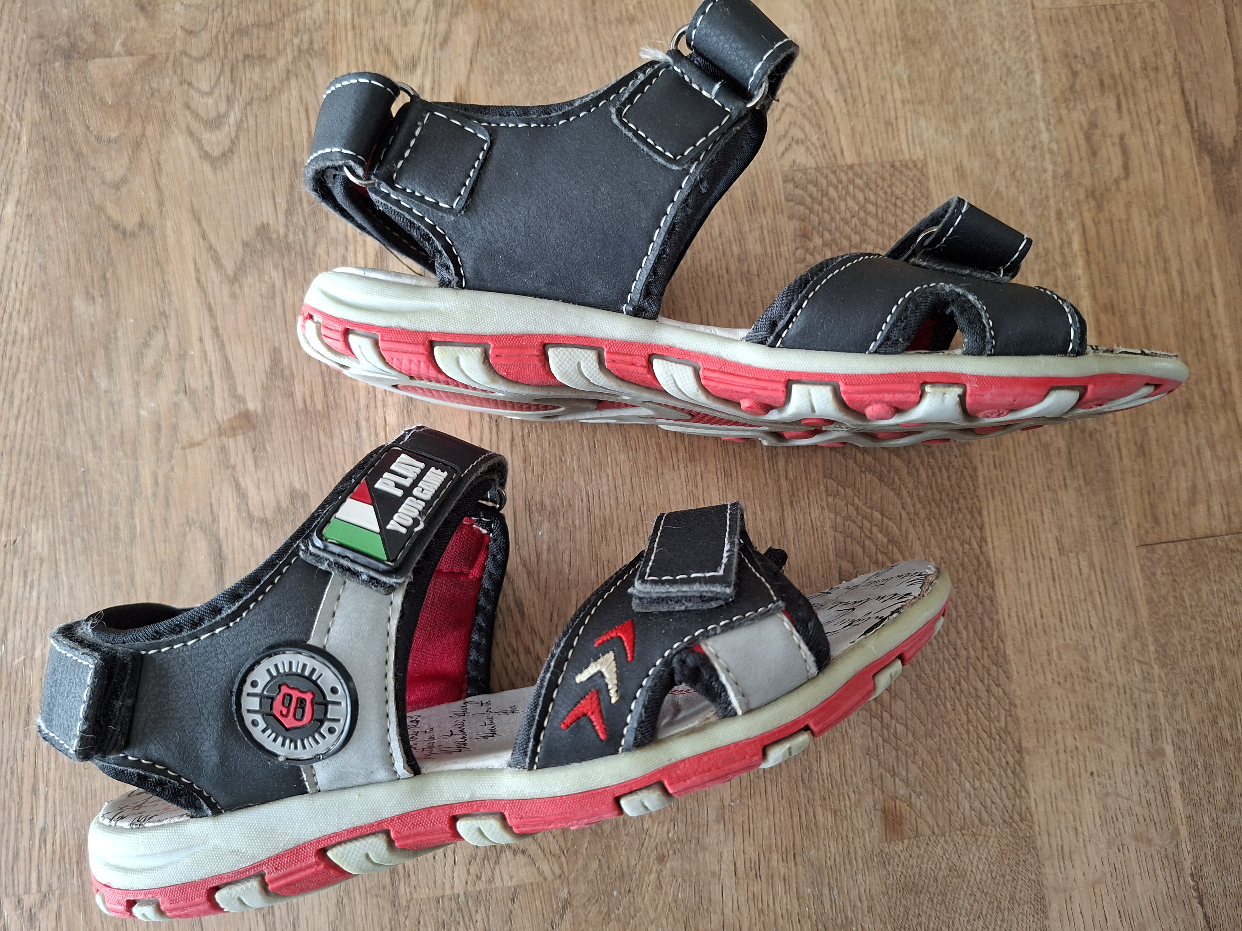 Play Your Game sandalen zwart/rood jongens maat 33