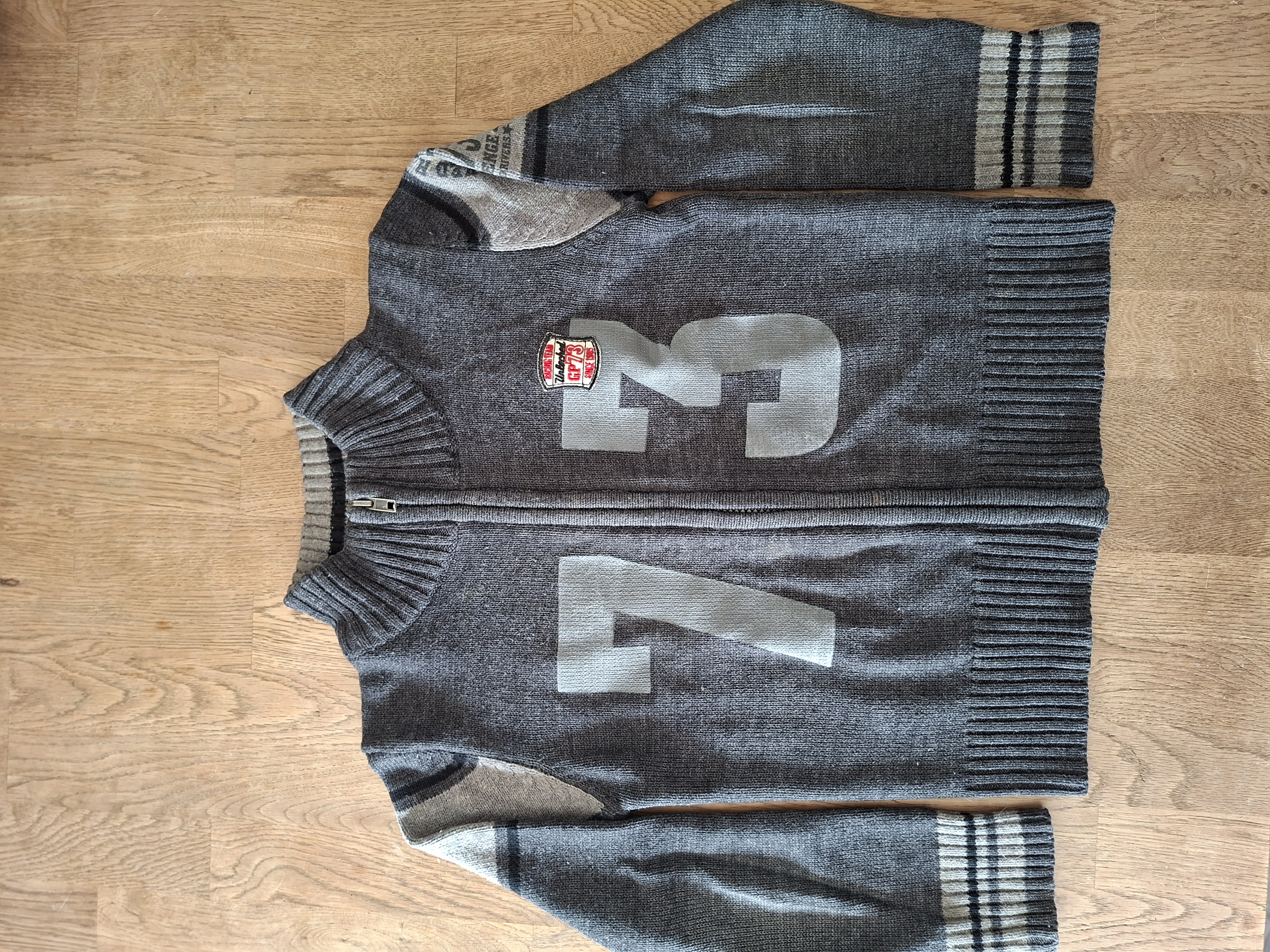 Unlocked gebreide vest grijs GP73 jongens maat 116/122