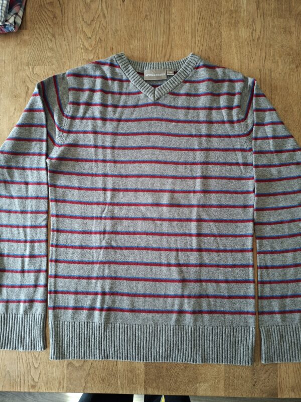 Actual Basics gestreepte trui grijs V-hals