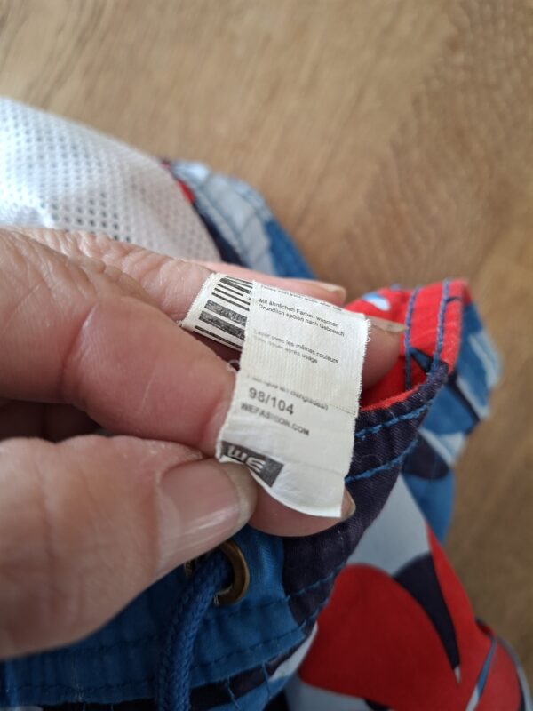 WE Fashion zwembroek blauw hibiscus print