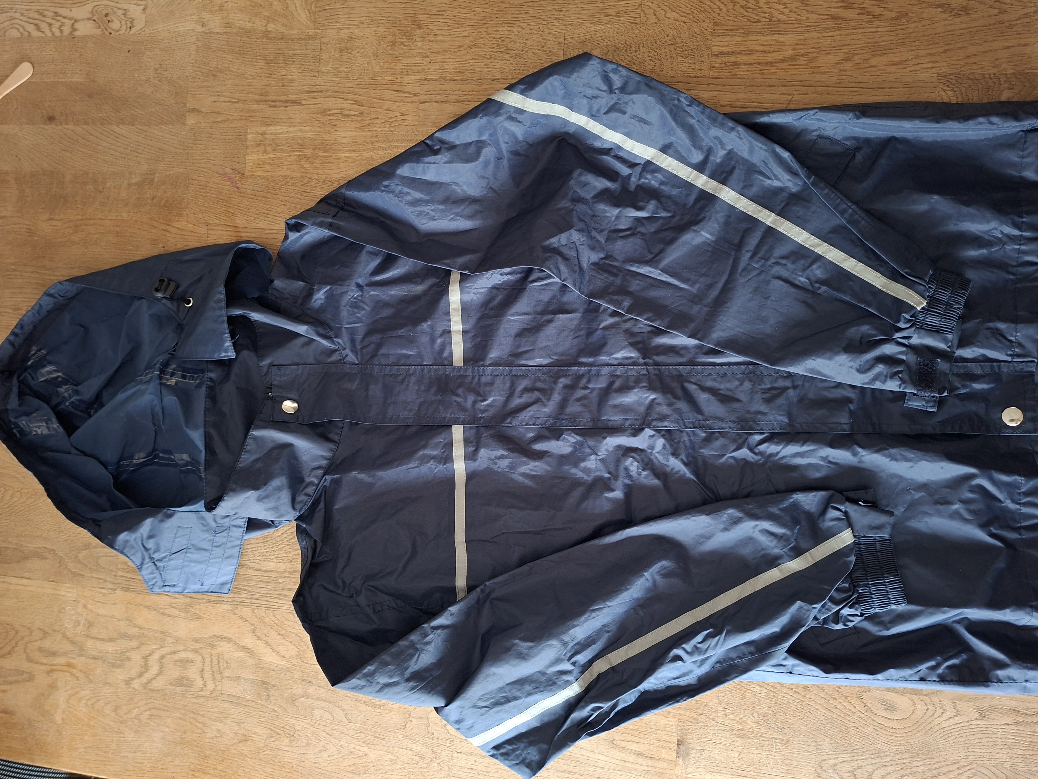 Regenjas met reflectie donkerblauw