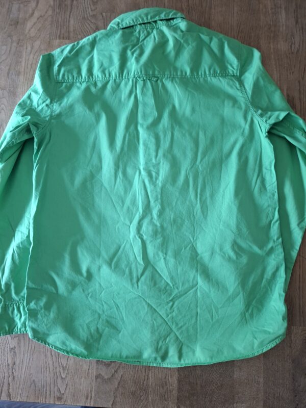 20260329_162900_001 L.O.G.G. by H&M overhemd felgroen met leeuw borduursel