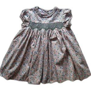 Gocco jurk met bloemenprint en groen smockwerk maat 86/92