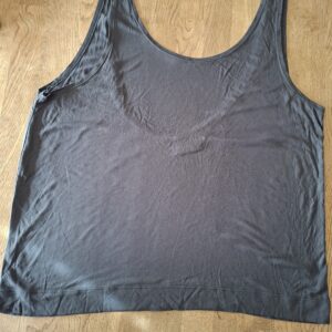 Dr Denim brede grijze top diepe rug maat M