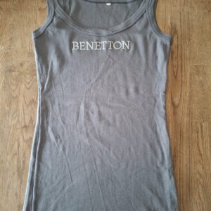 Benetton grijs hemdje geborduurd logo maat S