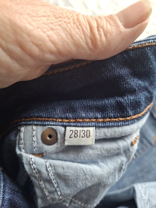 Esprit High Rise Straight donkerblauwe spijkerbroek