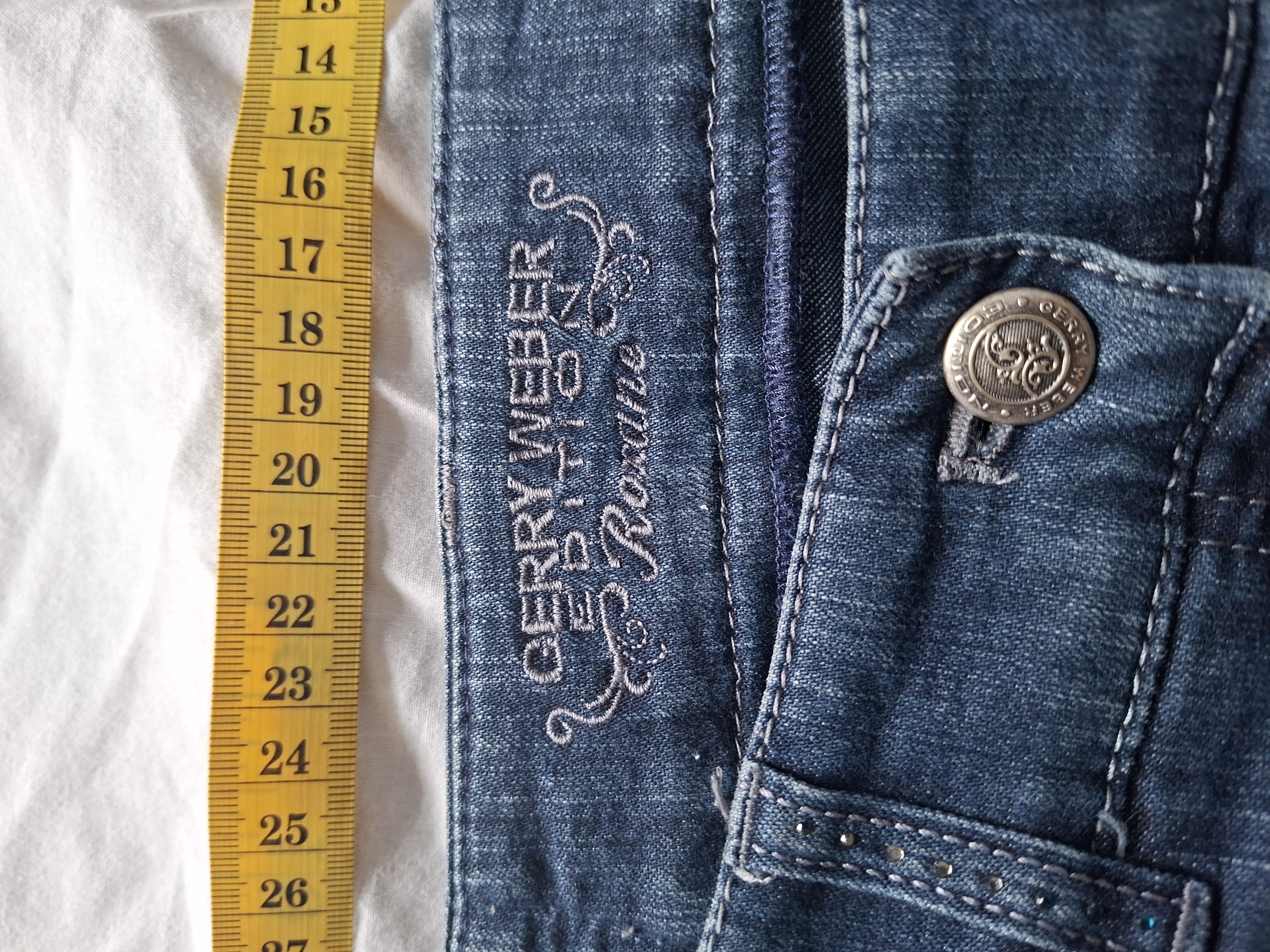 Gerry Weber Edition donkerblauwe spijkerbroek