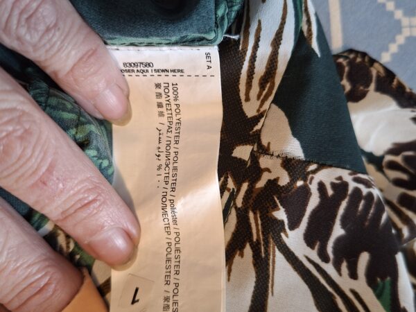 Mango Korte Broek met Tropische Print - Maat M