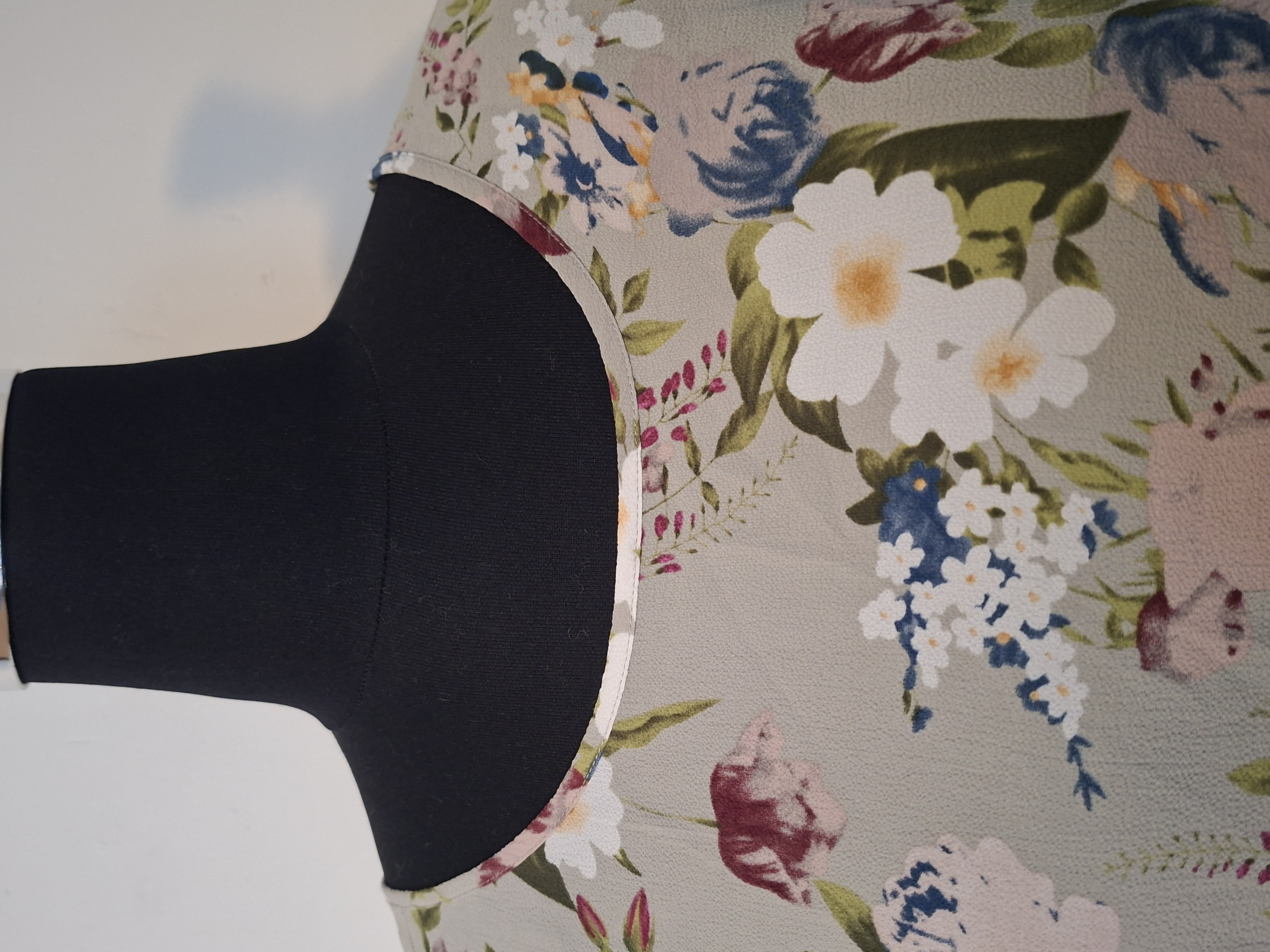 20260403_171937 ONLY Blouse met Bloemenprint