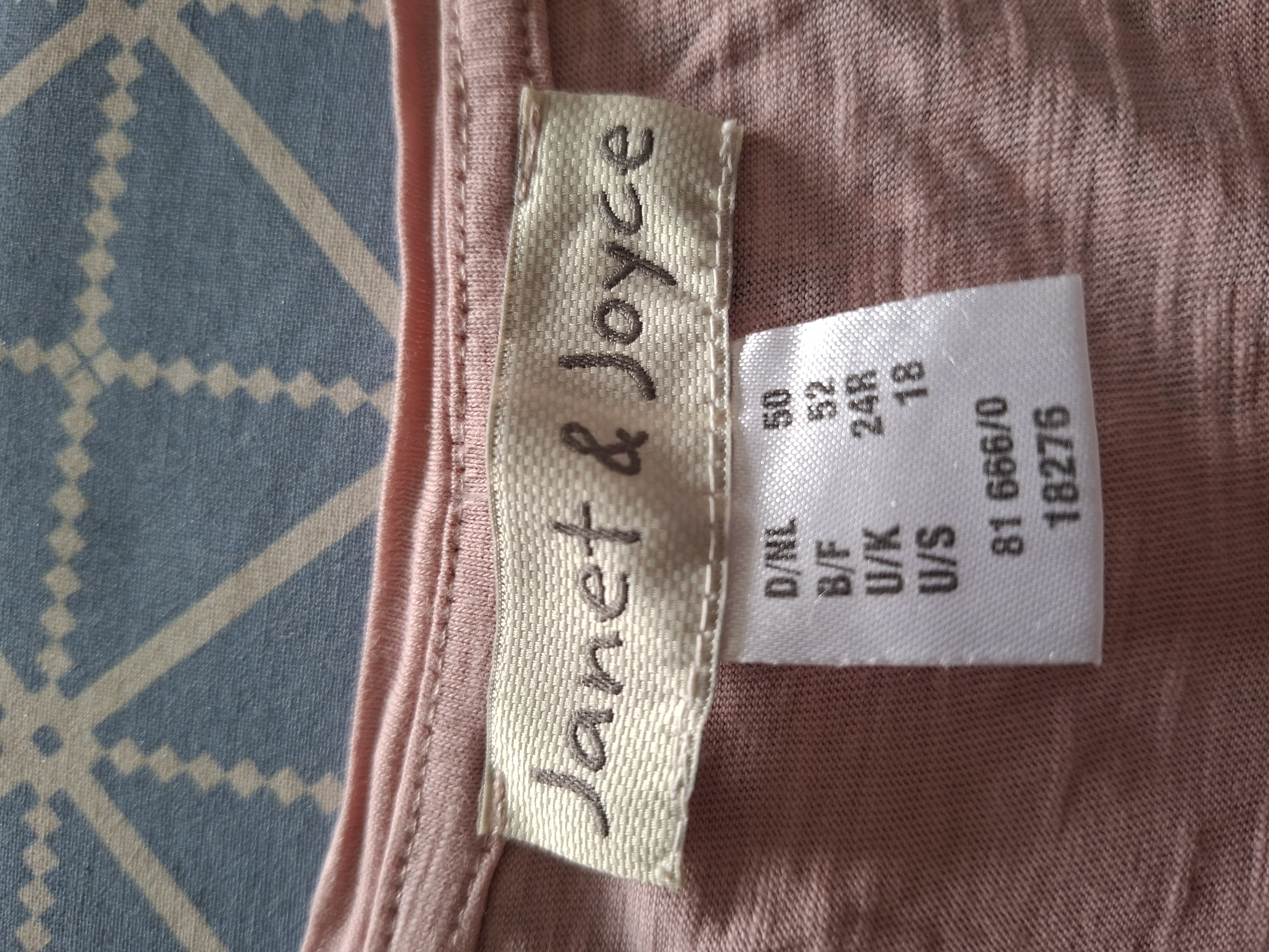 Janet & Joyce T-shirt met bloemenprint