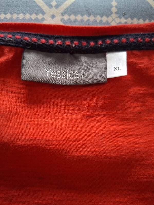 Yessica T-shirt met lieveheersbeestjesprint