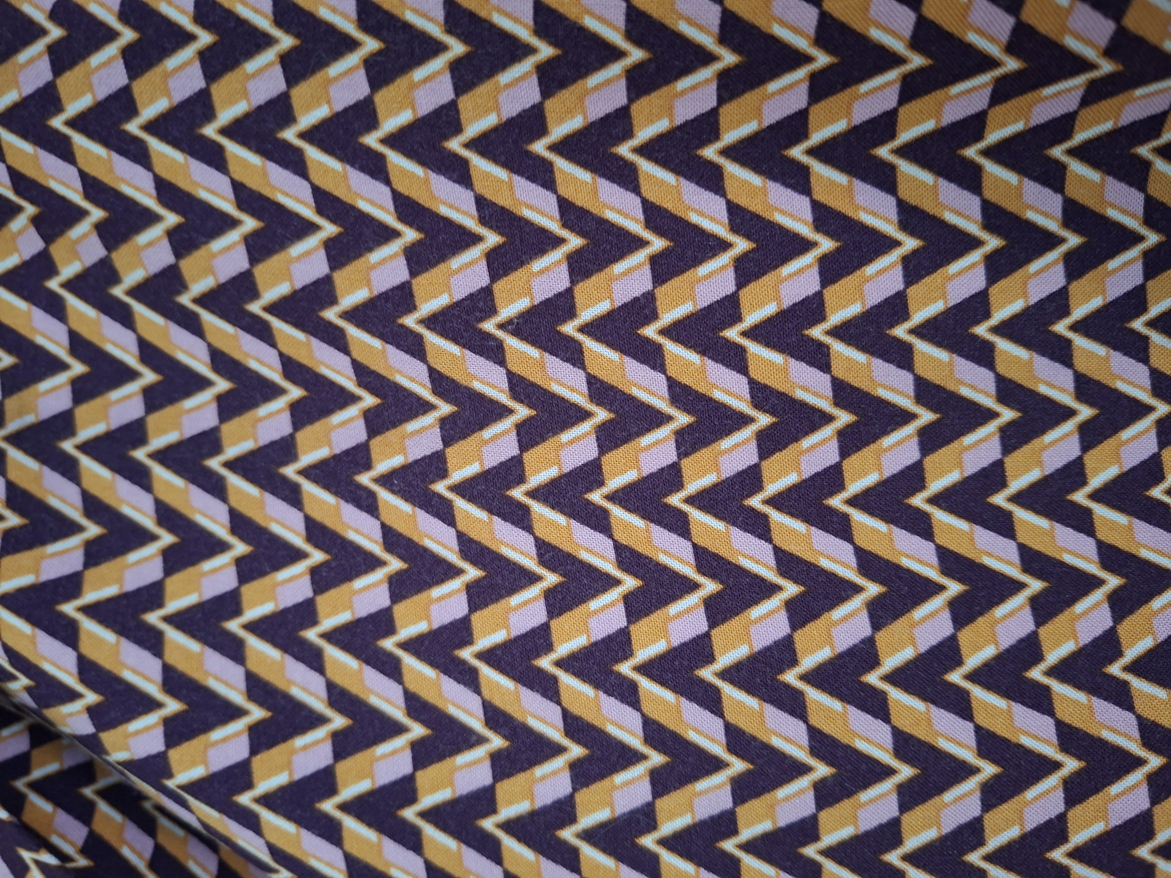 20260404_143958 Stradivarius Cropped Blouse met Zigzag Print