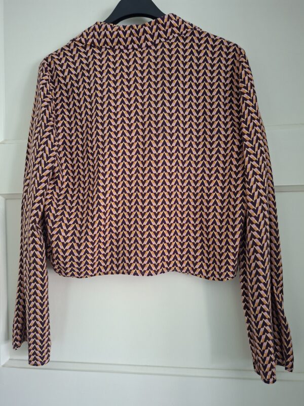 20260404_144012 Stradivarius Cropped Blouse met Zigzag Print