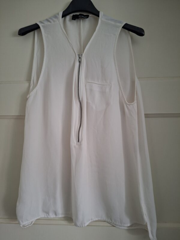 The Kooples mouwloos blouse wit met rits