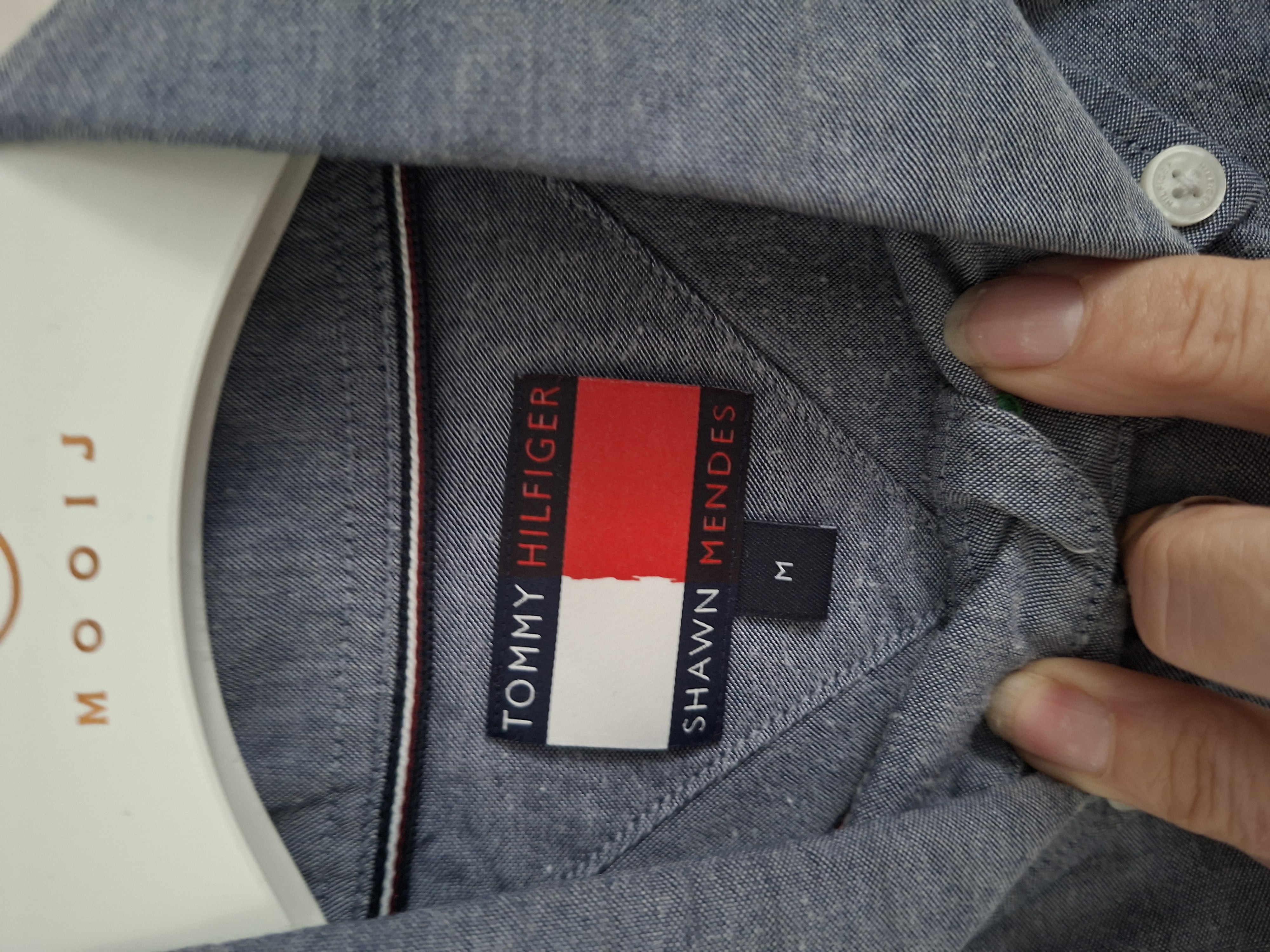 Tommy Hilfiger x Shawn Mendes overhemd blauwgrijs chambray