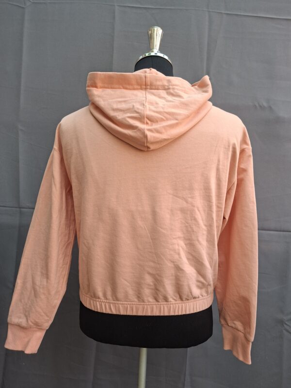 20260408_152122 Sylvie Meis cropped hoodie perzikroze met satijnen lint