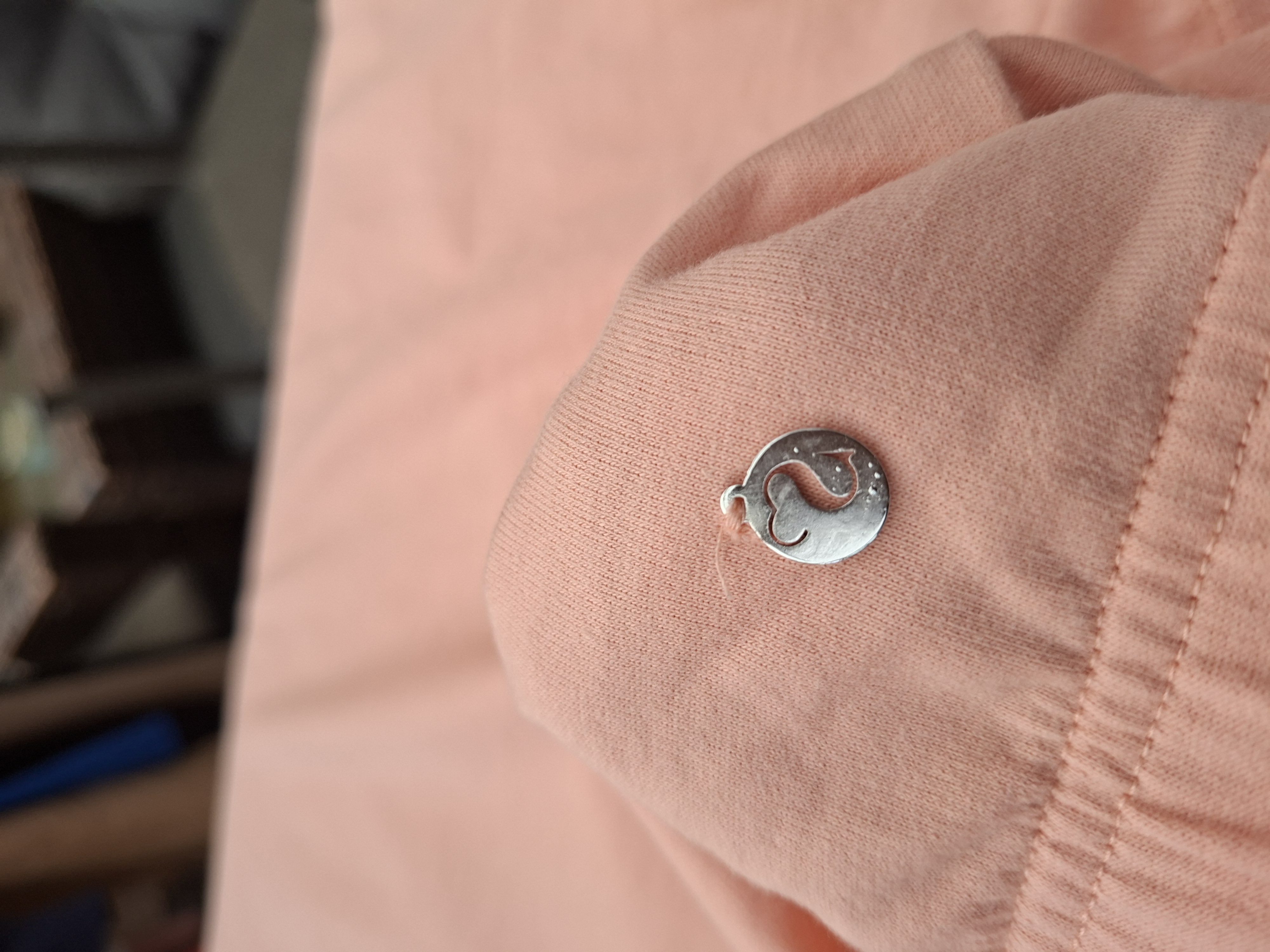 20260408_152150 Sylvie Meis cropped hoodie perzikroze met satijnen lint