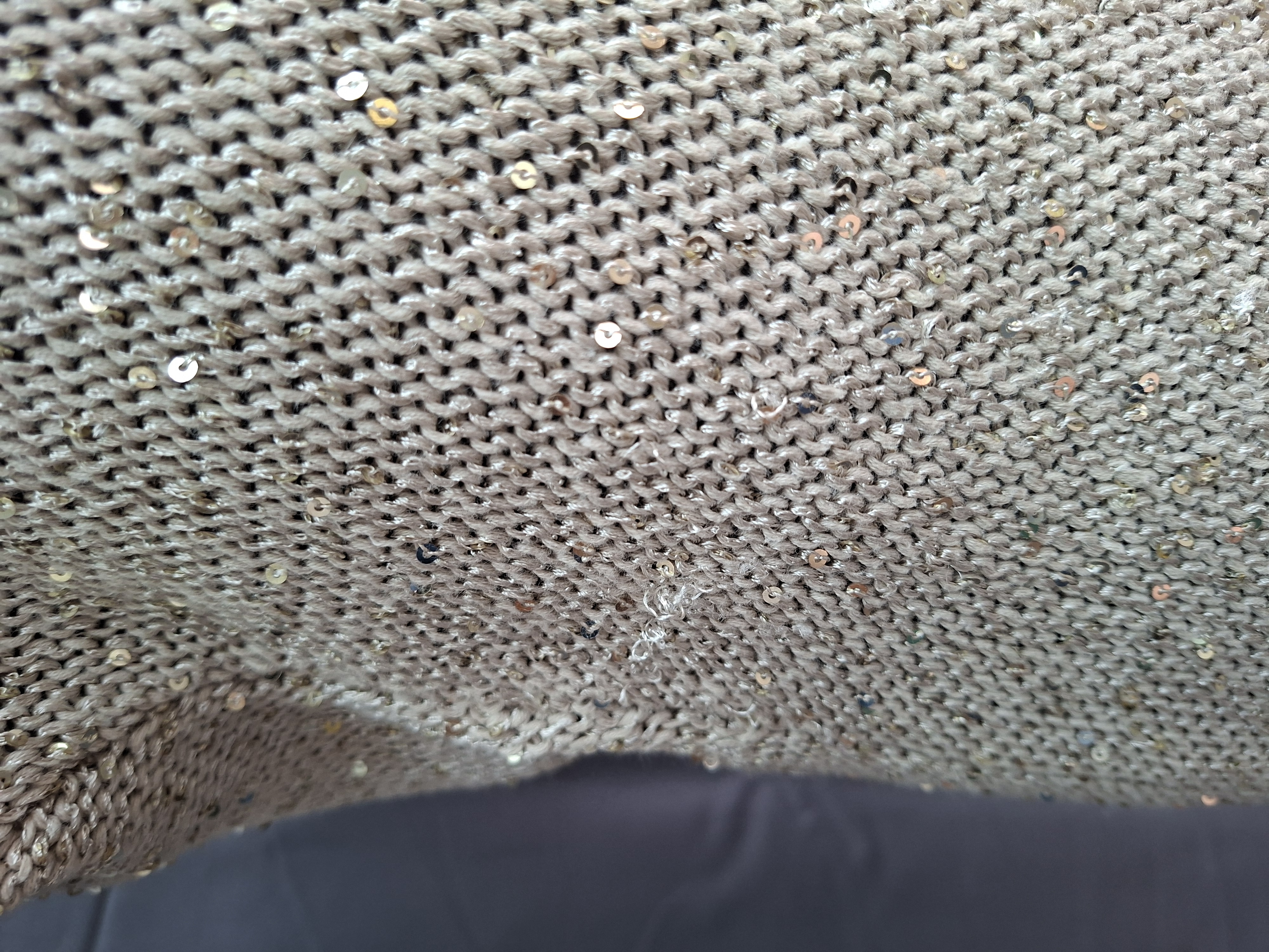 Tommy Hilfiger gebreide trui beige met zilveren lovertjes