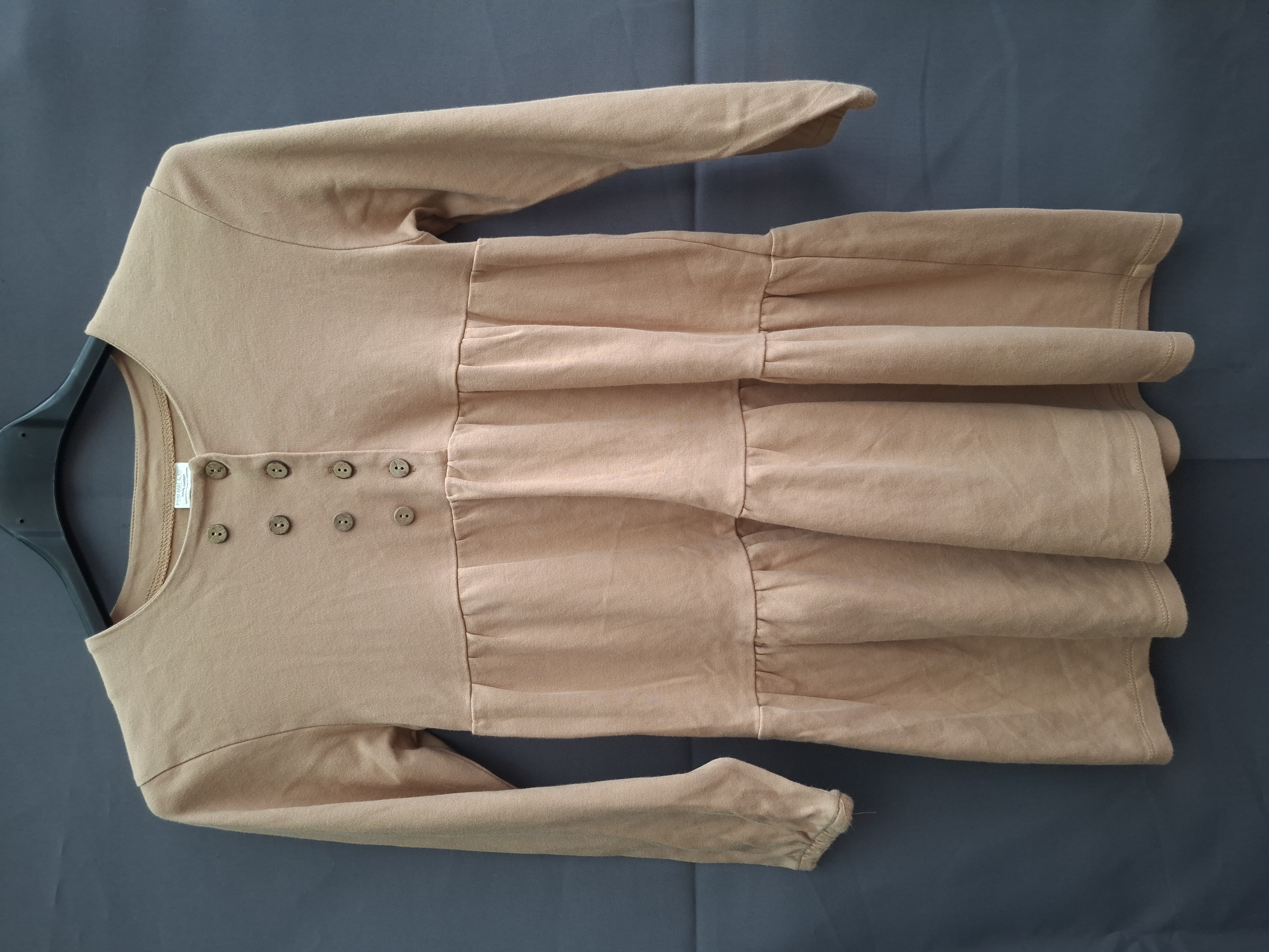 20260409_184430 Boho Baby & Kids jurk camel met houten knopen