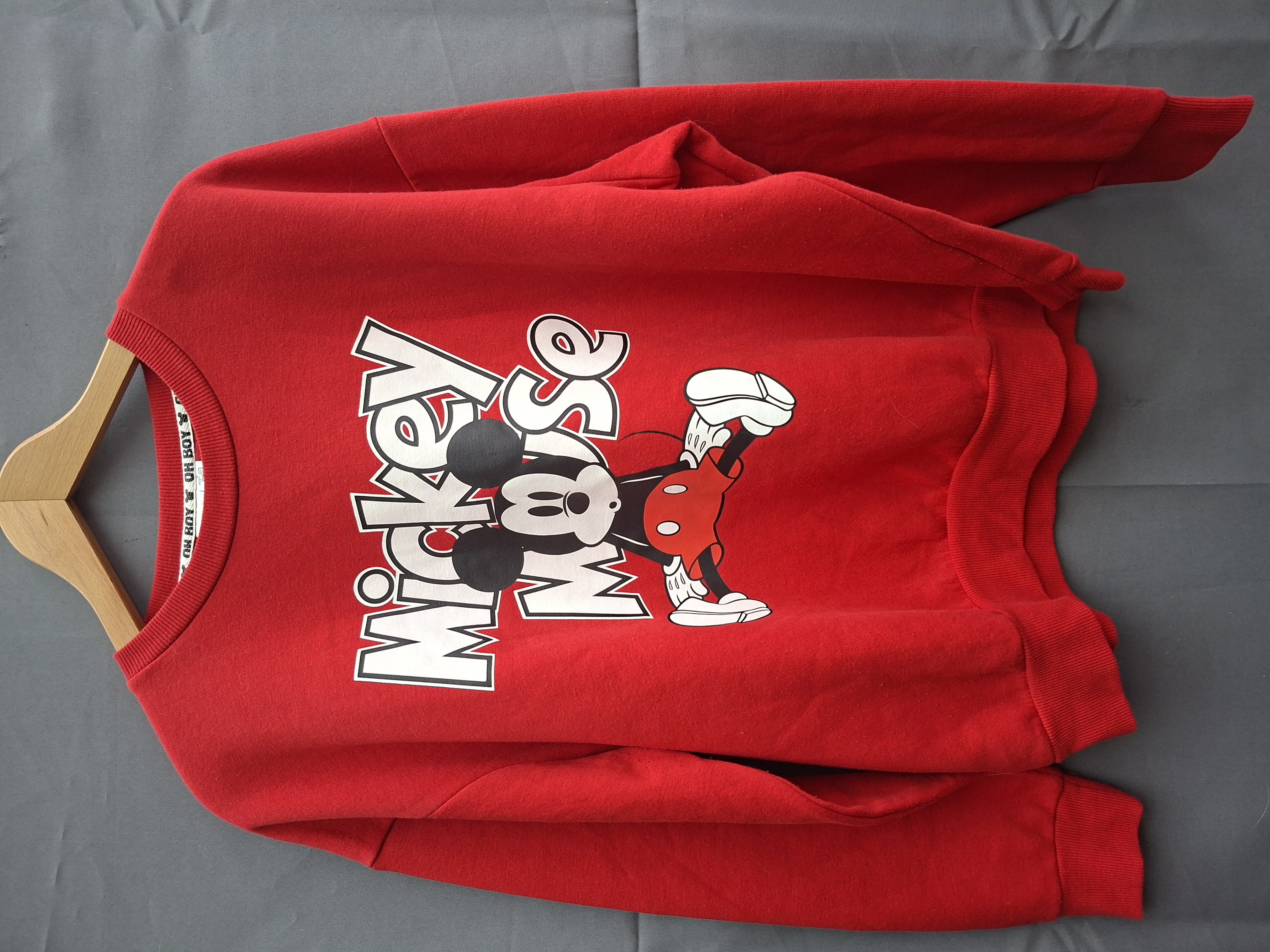 Disney Mickey Mouse sweater rood