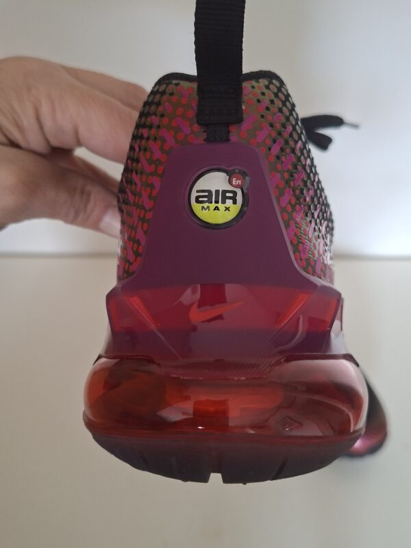 Nike Air Max sneakers zwart met roze-rood verloop