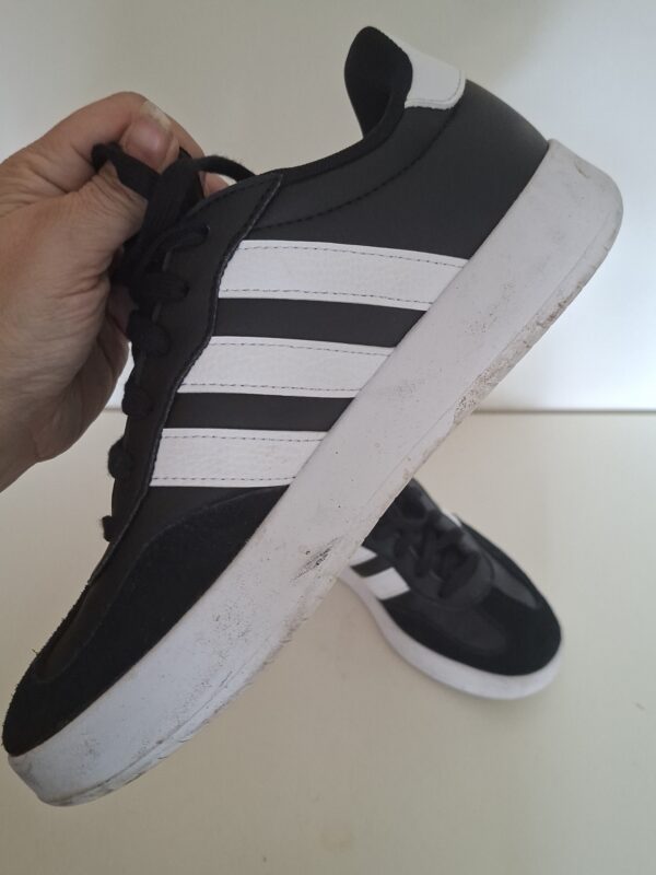 Adidas VL Court sneakers zwart met witte strepen