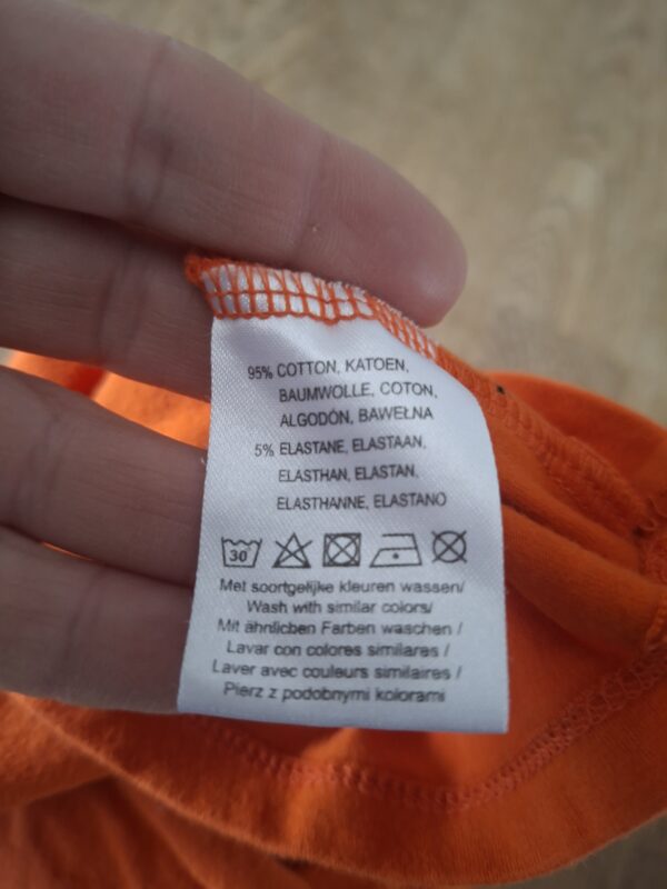 Noppies Baby longsleeve oranje met robotprint