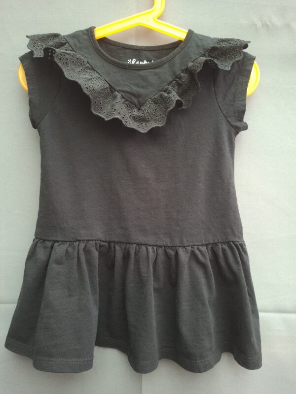 C&A Happy Girls Club jurk zwart broderie maat 104 nette staat