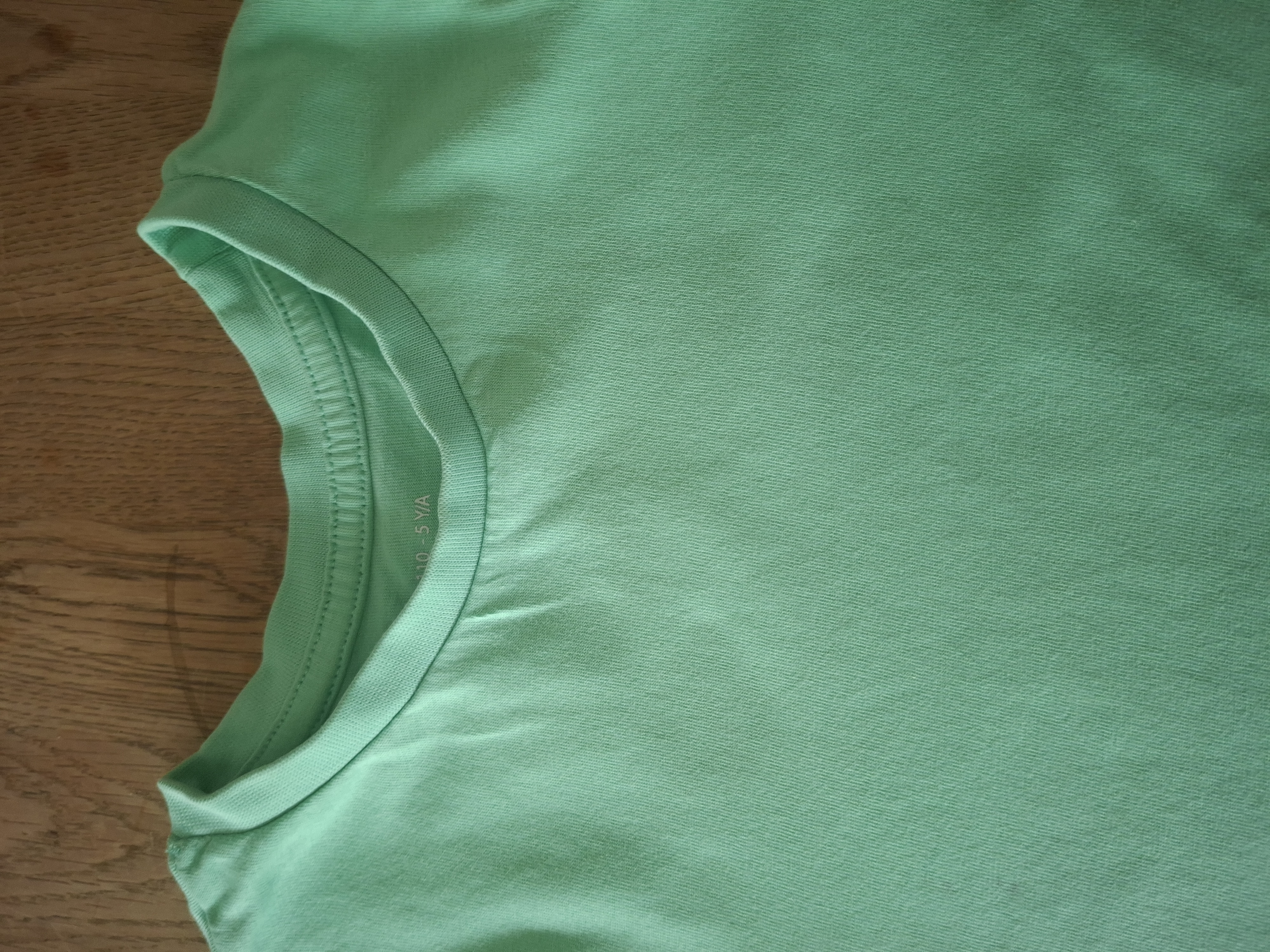 C&A Tough Team t-shirt zacht groen maat 110 nette staat