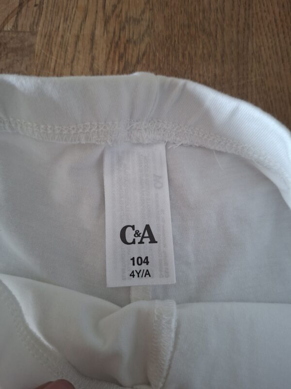 C&A legging wit tot de knie maat 104 nette staat