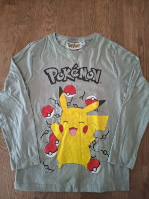 Pokémon longsleeve mintgroen Pikachu maat 128 nette staat