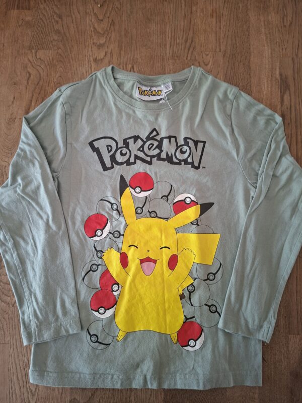 Pokémon longsleeve mintgroen Pikachu maat 128 nette staat