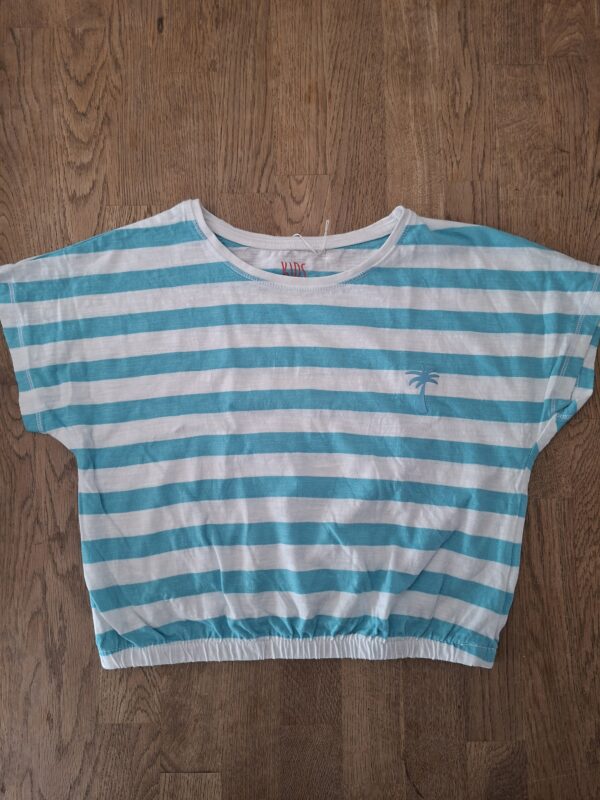 20260502_115626 El Corte Inglés Kids crop top turquoise gestreept palmboom maat 110 nette staat