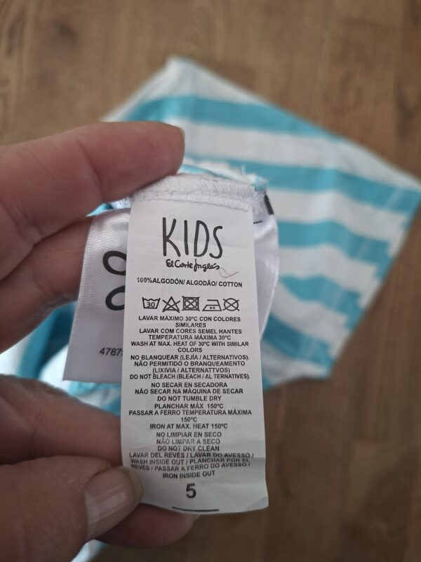 20260502_115655 El Corte Inglés Kids crop top turquoise gestreept palmboom maat 110 nette staat