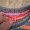 Quapi Girls sweater oranje grijs gestreept "Have Fun" pailletten maat 110/116 nette staat