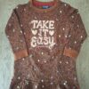 Twoday sweatjurk bruin tijgerprint "Take It Easy" pailletten maat 98/104 nette staat