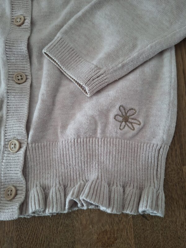 Palomino (C&A) gebreide cardigan ecru pofmouwen bloem maat 98 nette staat