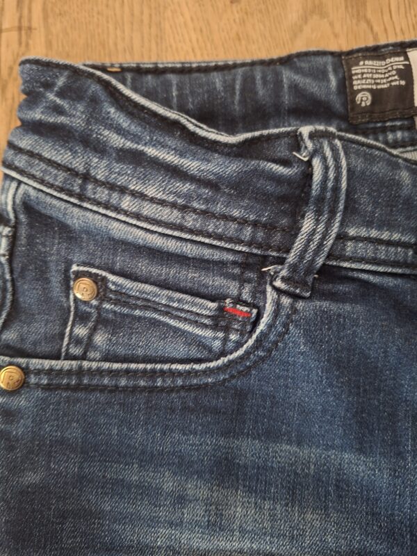 Raizzed Oregon denim short donkerblauw maat 116 nette staat